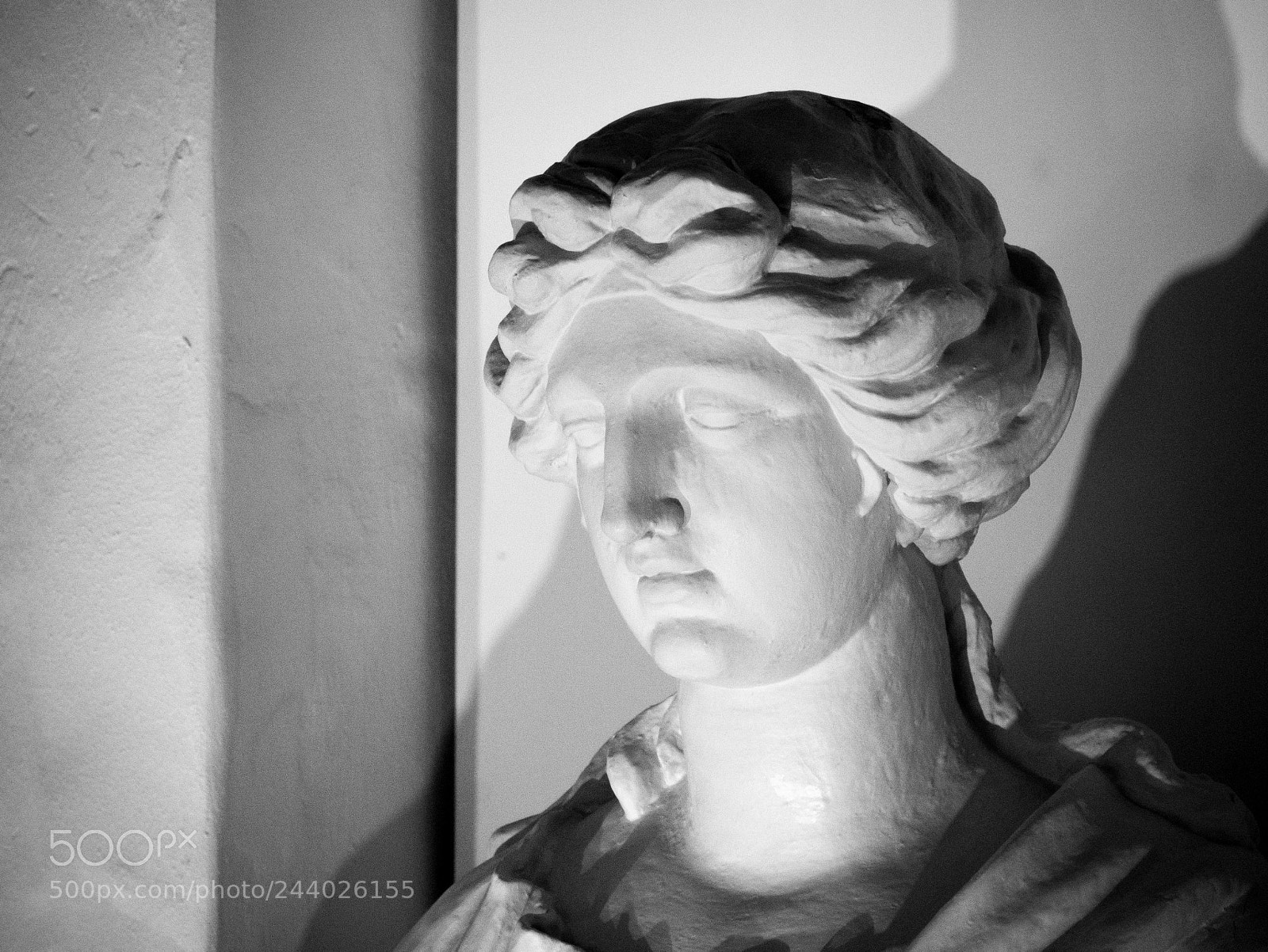 Panasonic Lumix DMC-G85 (Lumix DMC-G80) sample photo. Shady lady photography