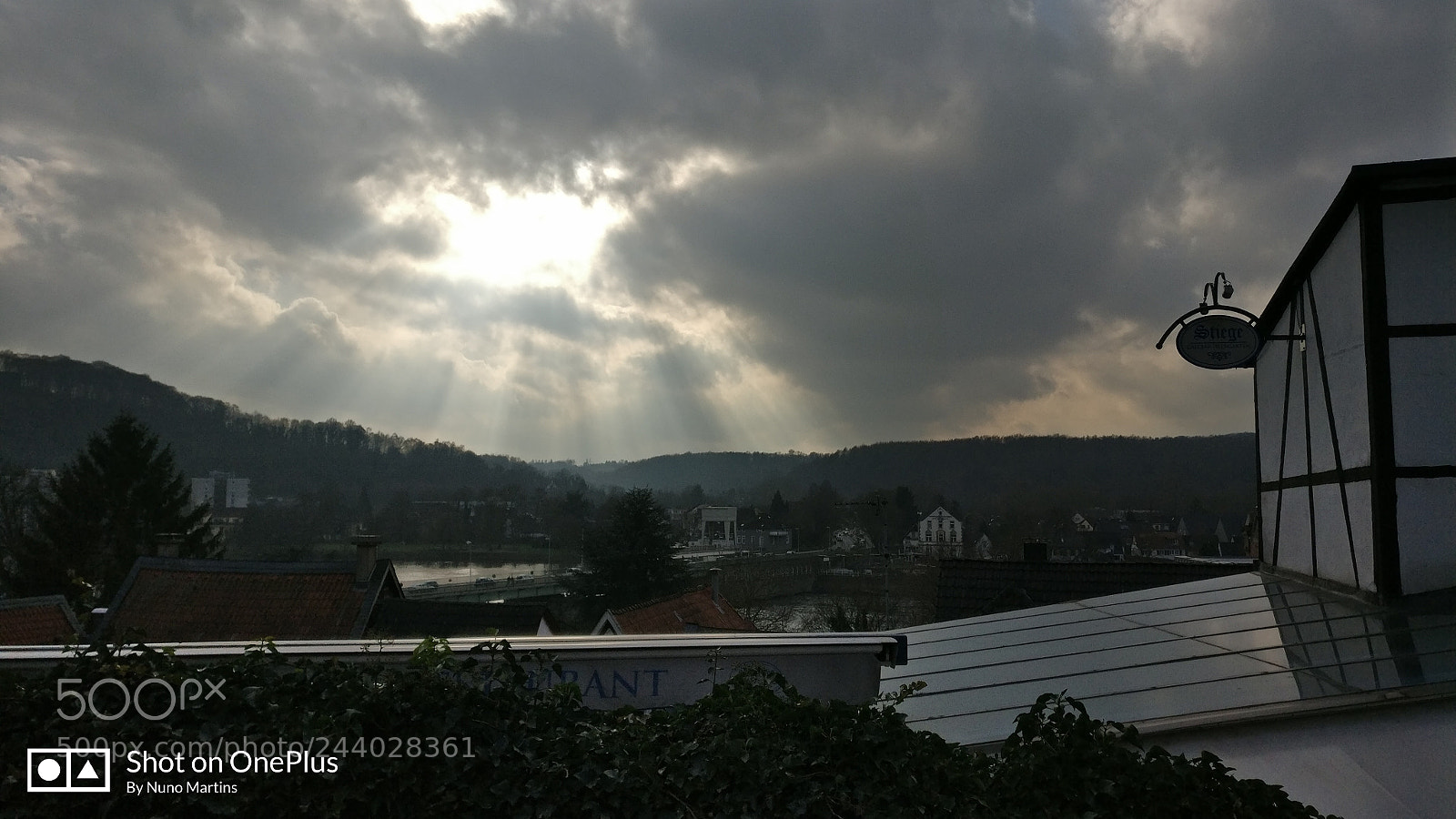 OnePlus A3003 sample photo. Raios de sol photography