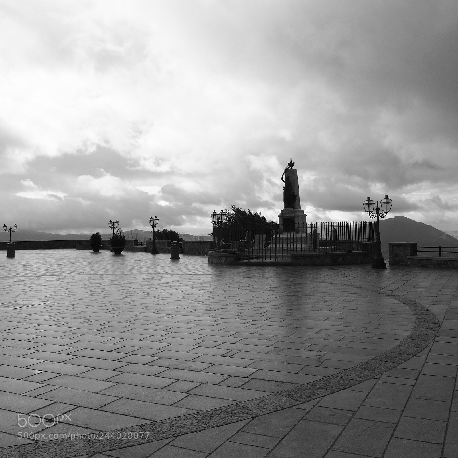 Olympus OM-D E-M10 III sample photo. Polizzi photography