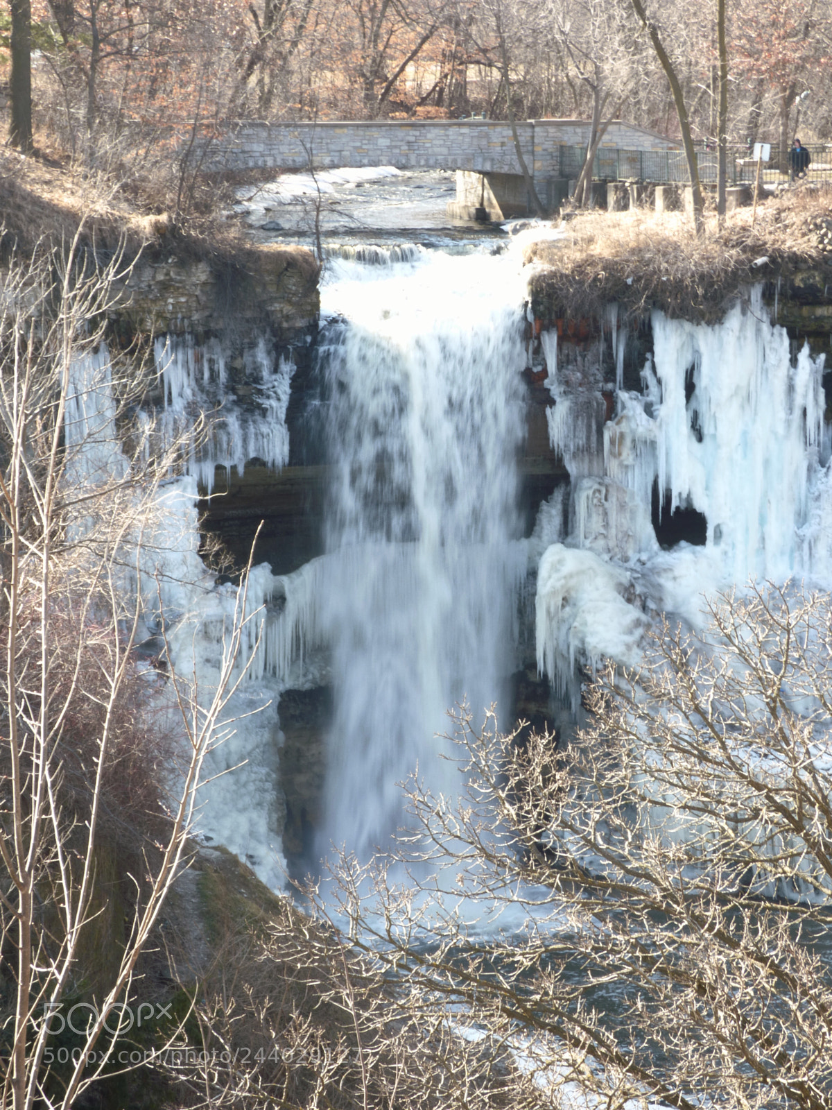 Panasonic Lumix DMC-FZ70 sample photo. Minnehaha frozen waterfall photography