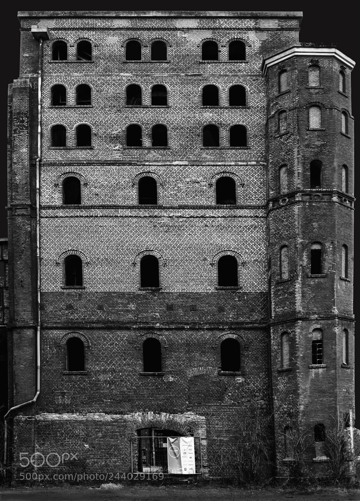 Sony Cyber-shot DSC-RX10 IV sample photo. ... ruine ... photography
