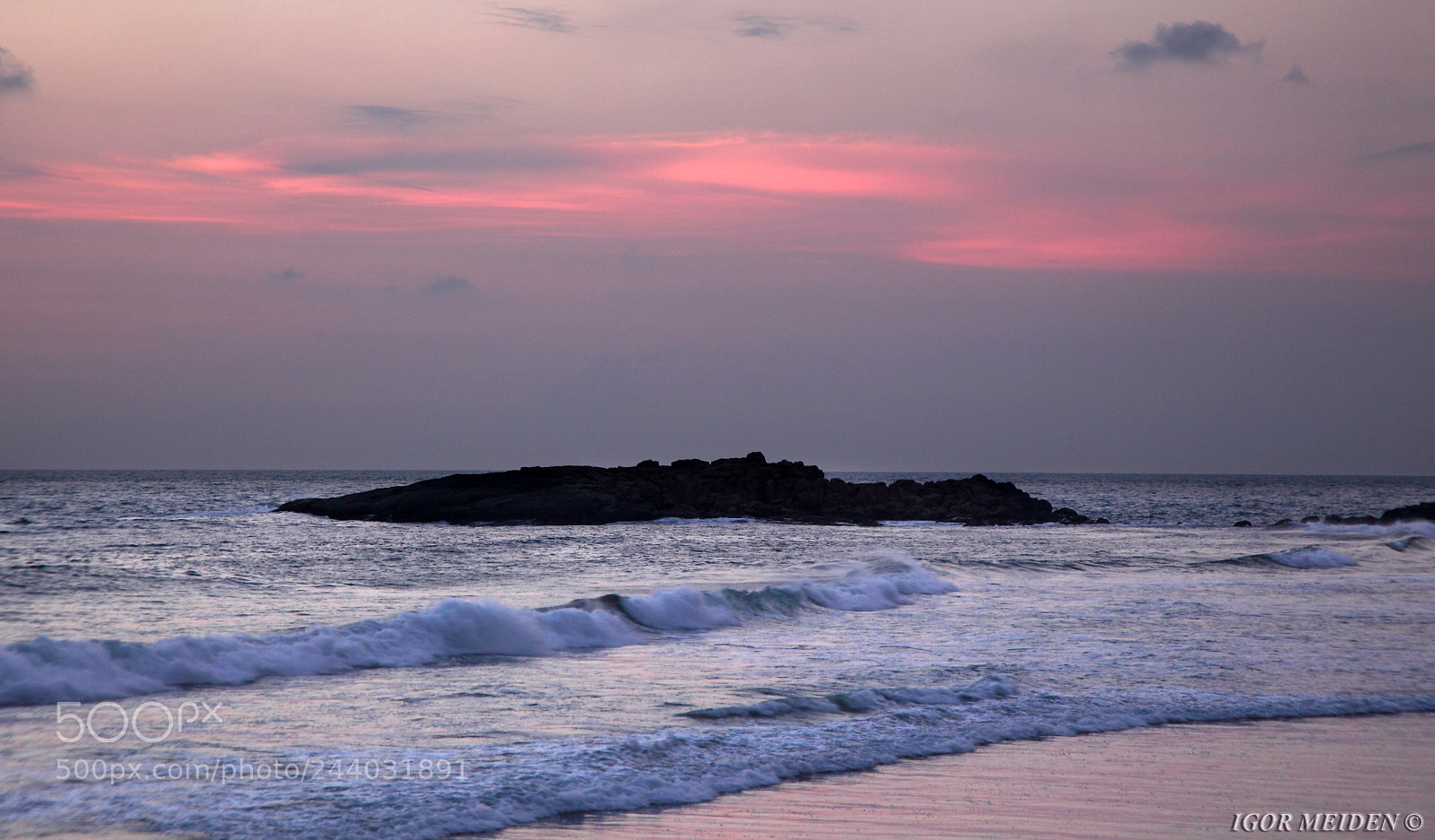 Canon EOS 5D Mark II sample photo. Late evening. indian ocean photography