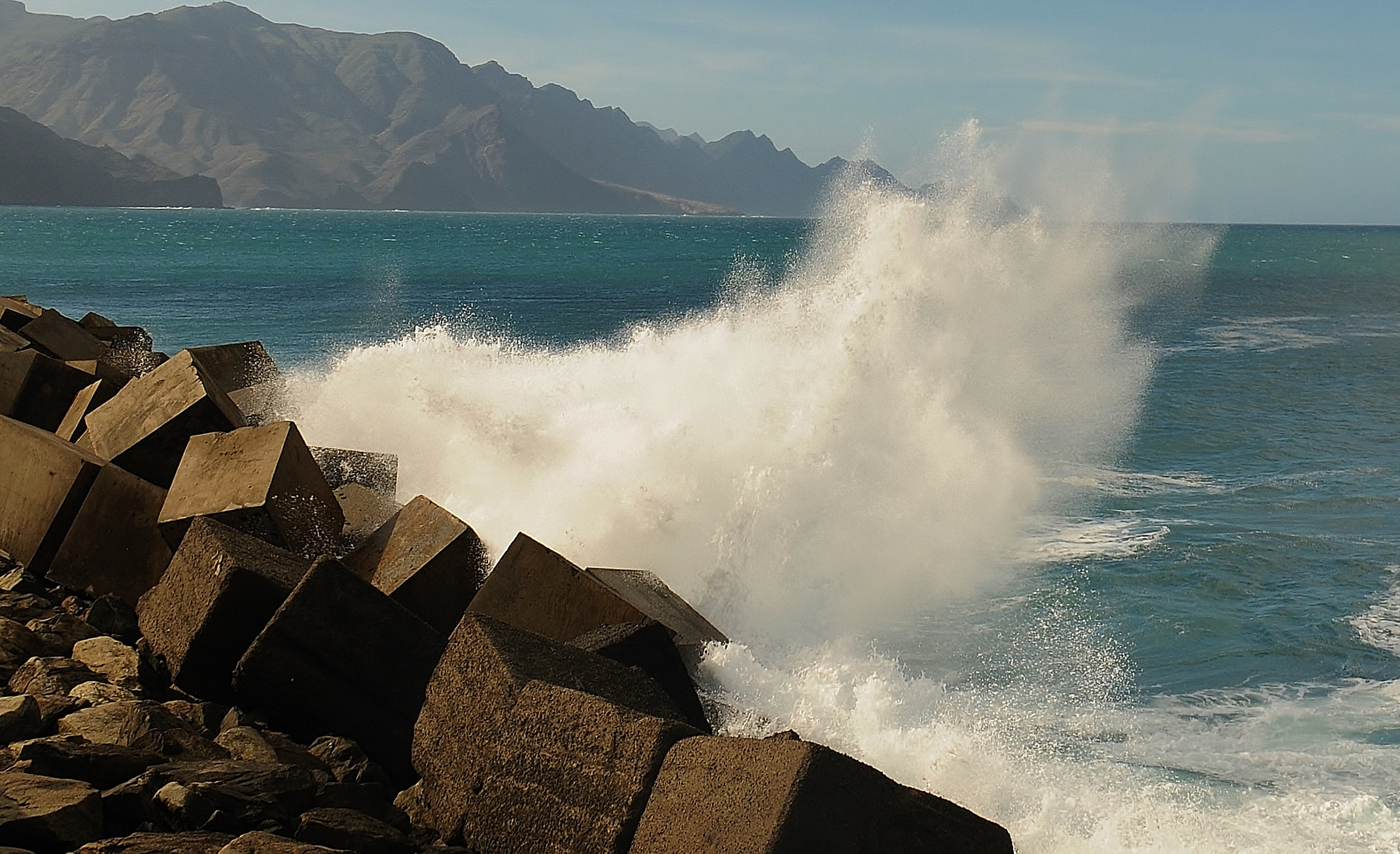 Nikon D300 sample photo. Splash in gran canaria photography