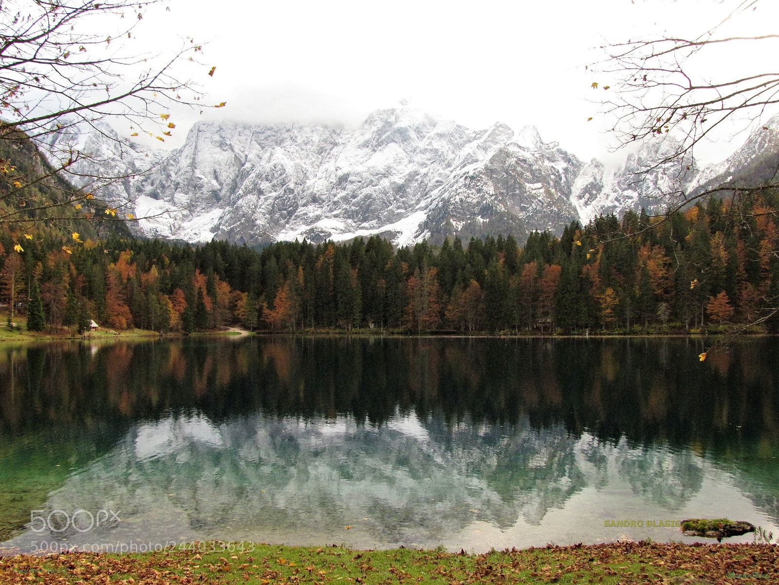 Canon PowerShot SX10 IS sample photo. Riflesso d'autunno photography