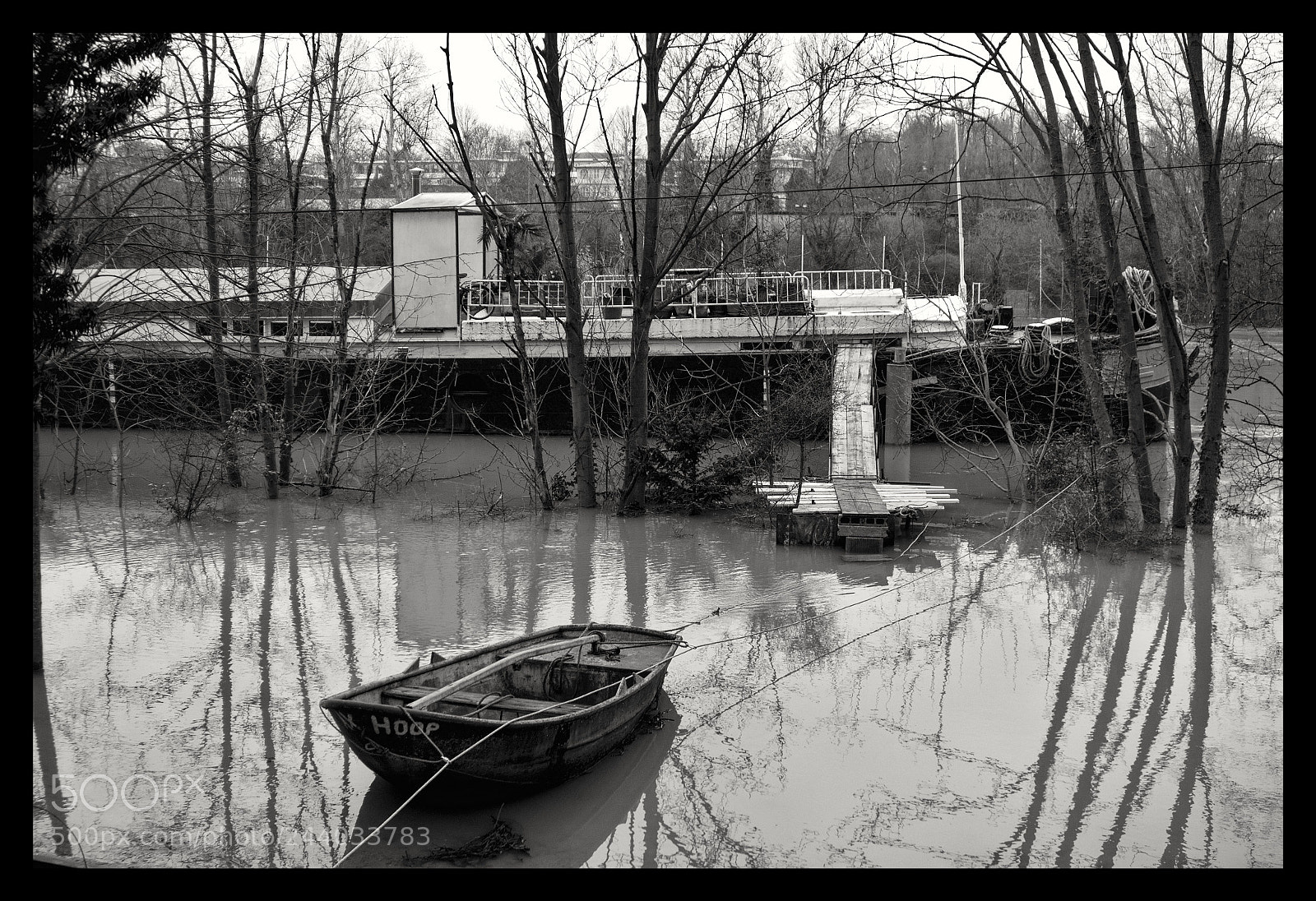 Sony Cyber-shot DSC-RX100 sample photo. Floods photography