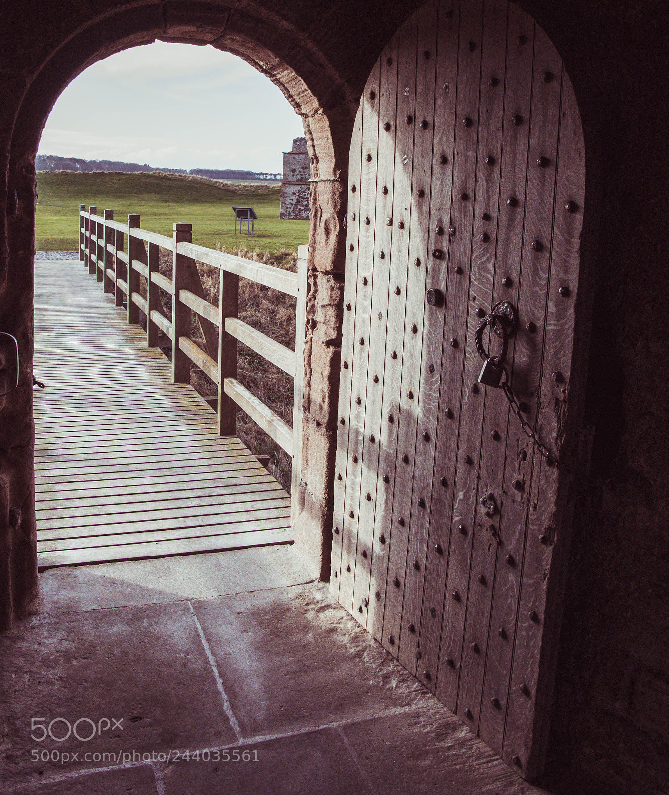 Nikon D7200 sample photo. Castle door photography