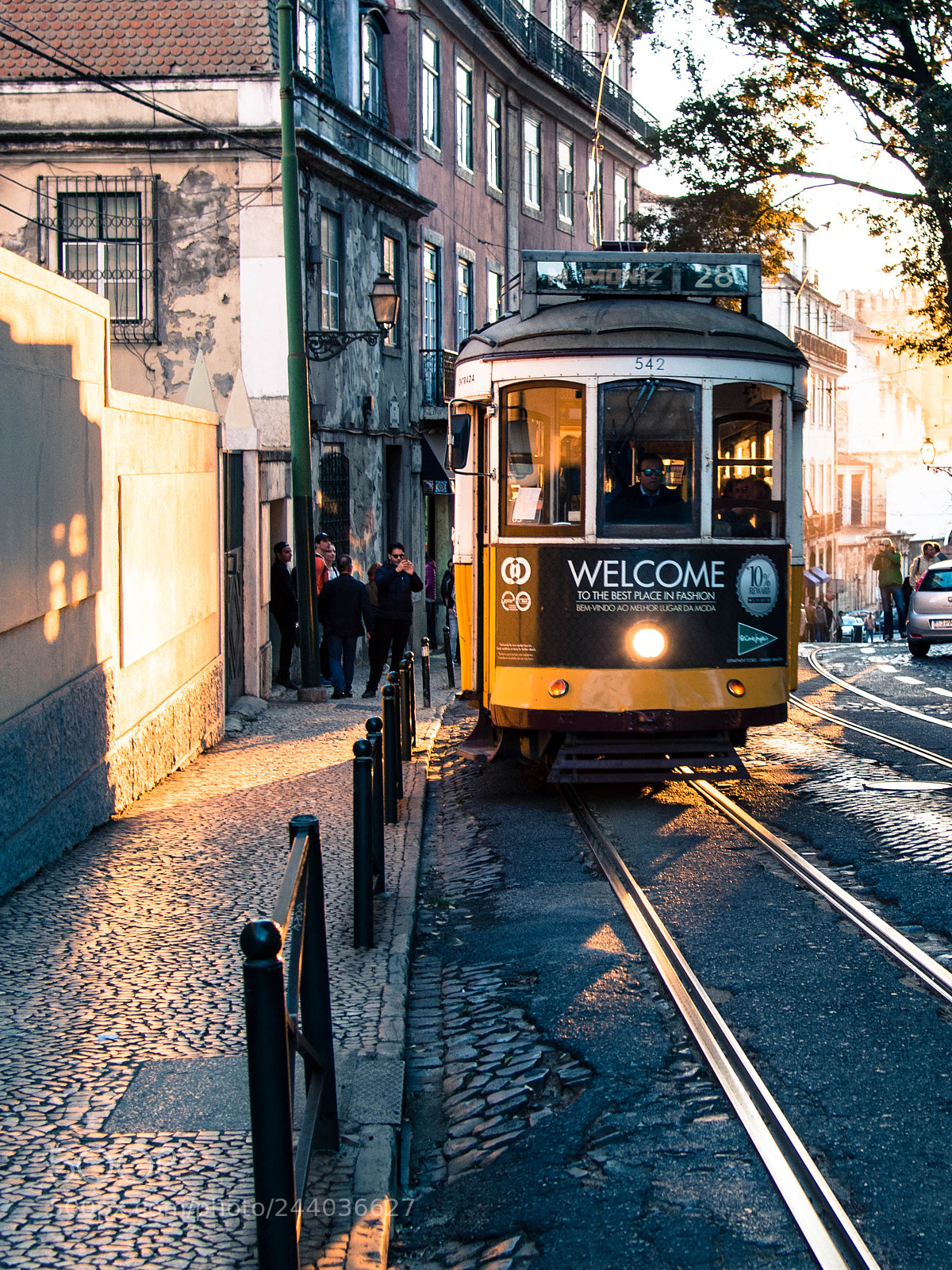 Olympus OM-D E-M5 sample photo. Lisbon photography
