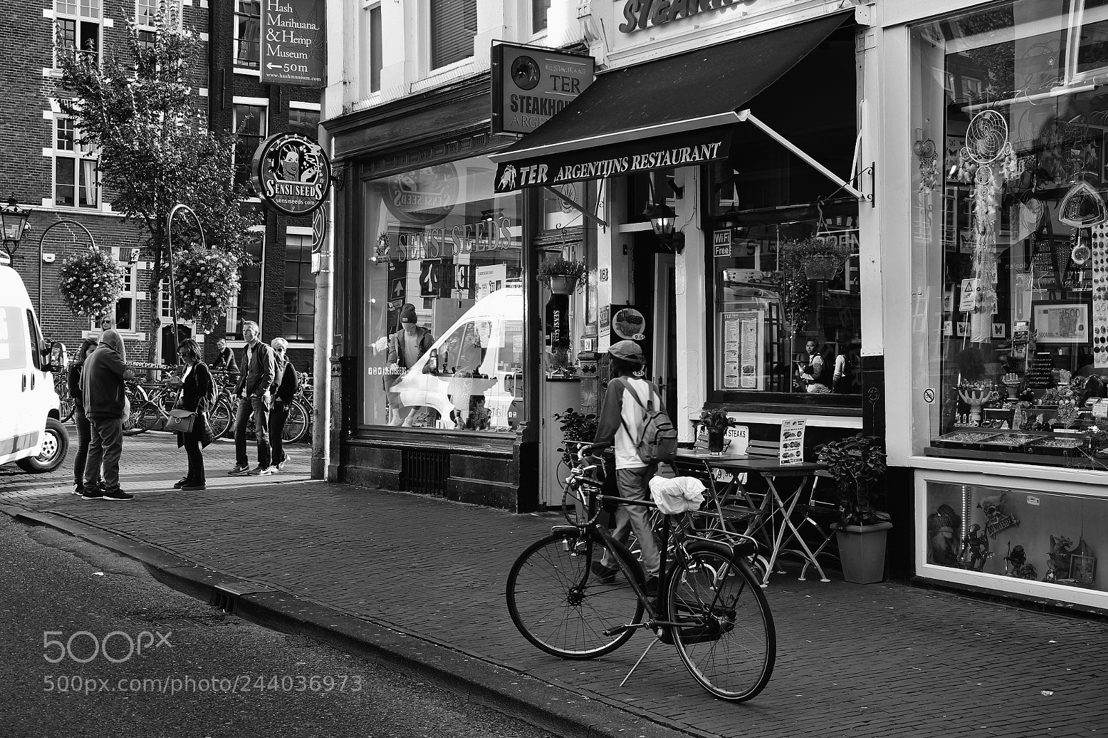 Canon EOS 550D (EOS Rebel T2i / EOS Kiss X4) sample photo. Amsterdam street photography