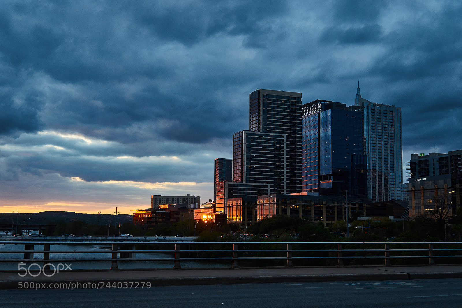 Sony Alpha a3000 sample photo. Sun sets on austin photography