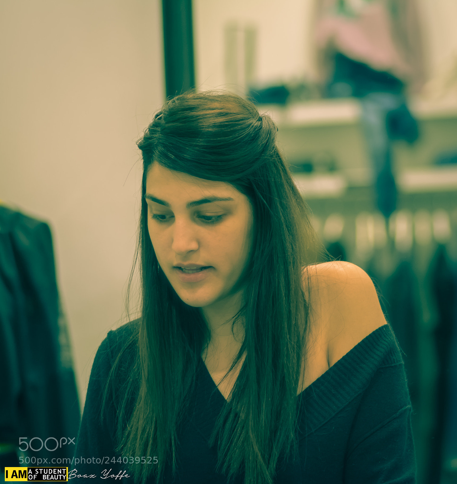 Nikon D7100 sample photo. Candid girl at the photography