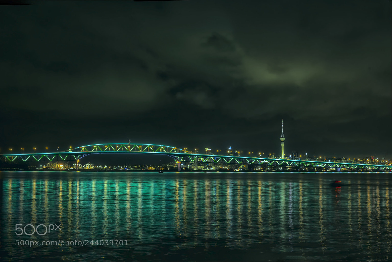 Nikon D800 sample photo. Lighting up the harbour photography