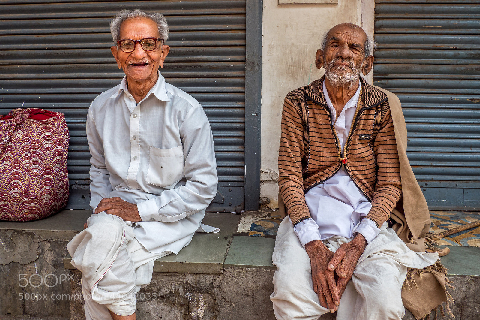 Olympus PEN-F sample photo. Double street portrait photography