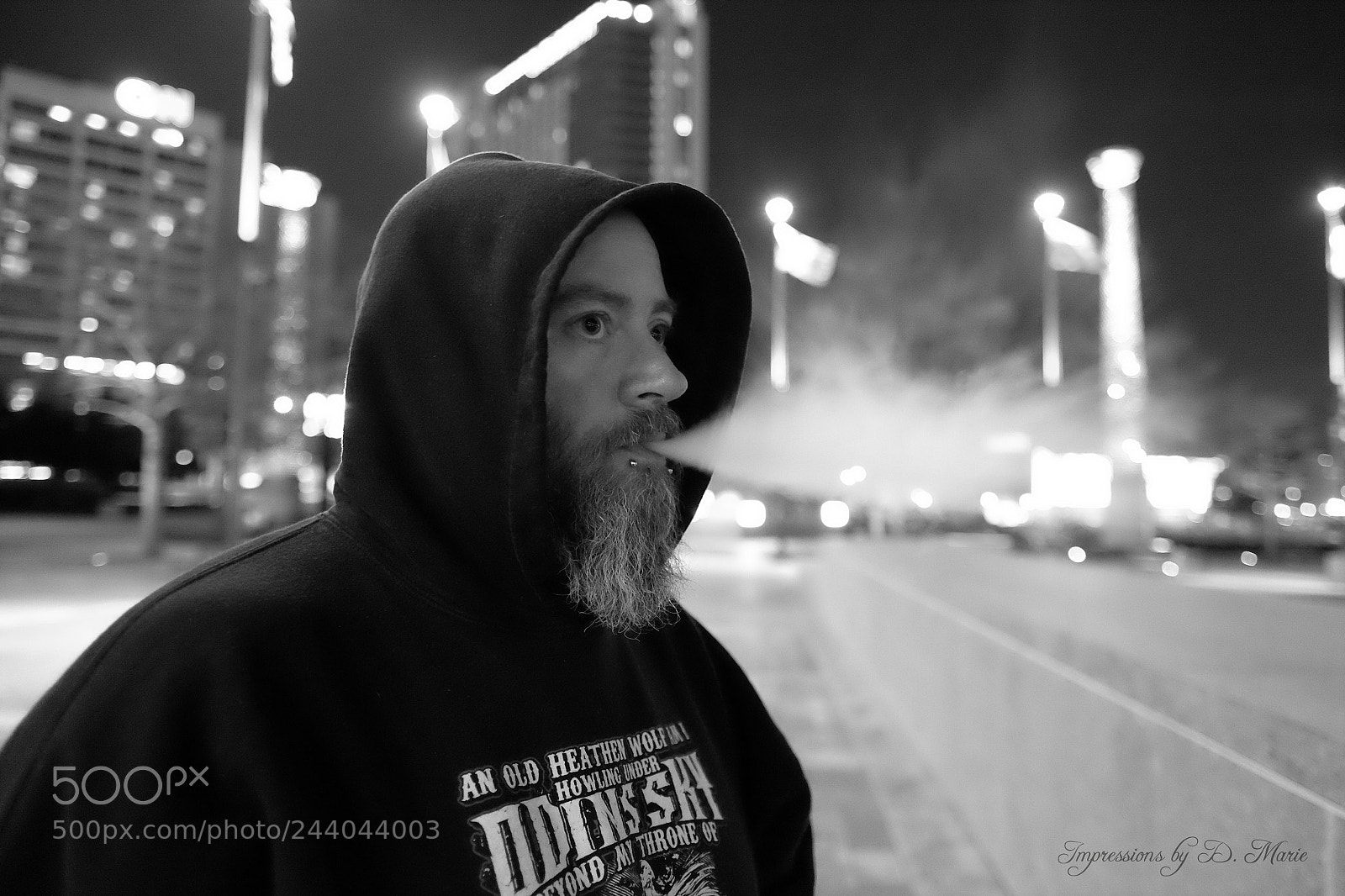 Fujifilm X-T10 sample photo. Vape in the city photography
