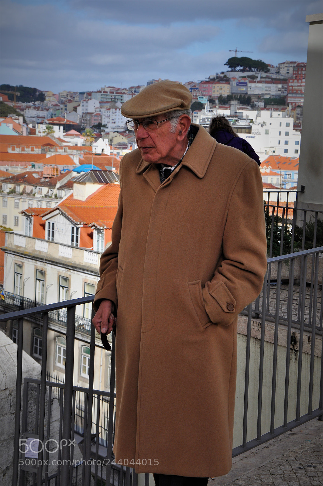 Nikon D90 sample photo. An elderly gentleman photography