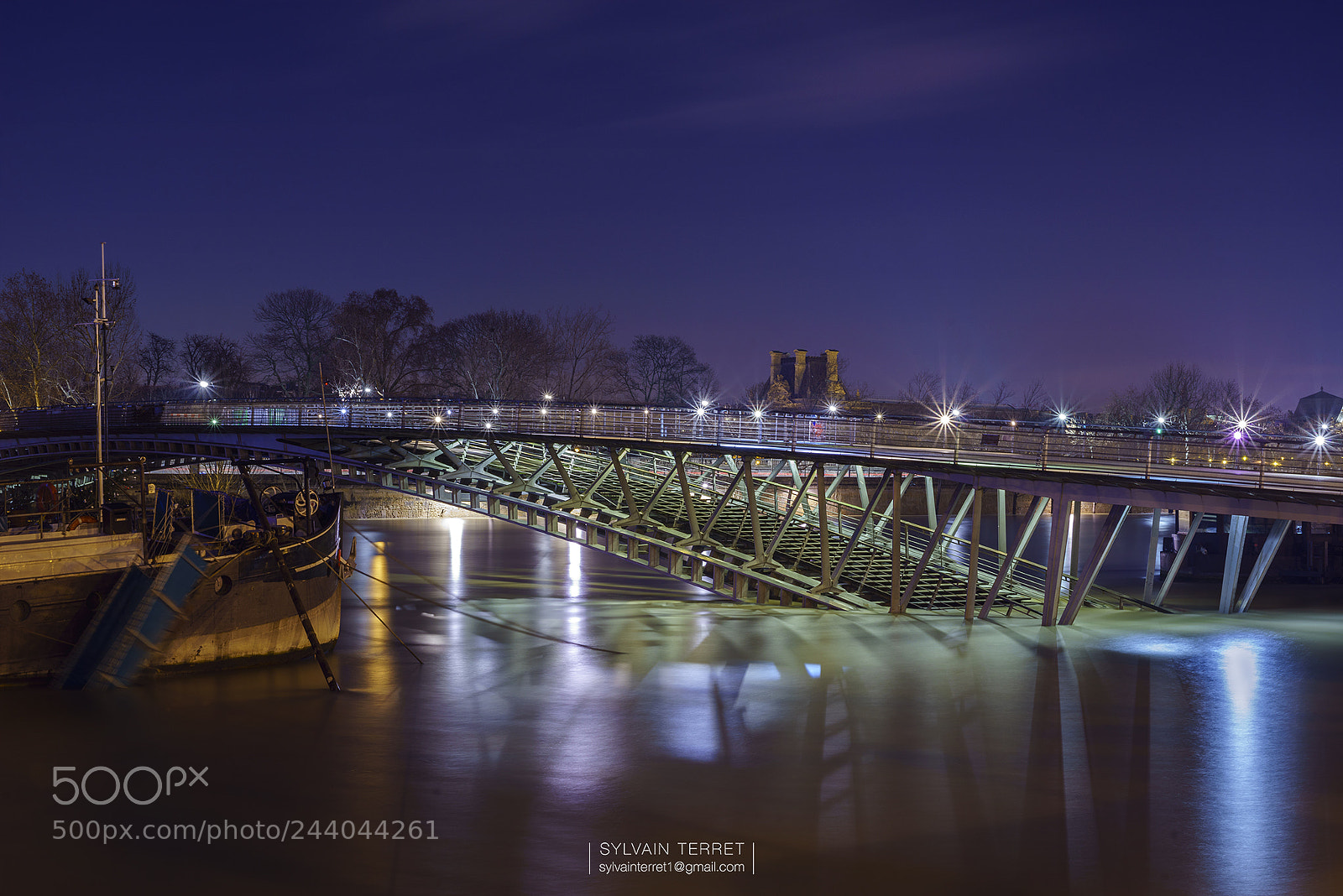Sony a7R sample photo. Paris seineencrue photography