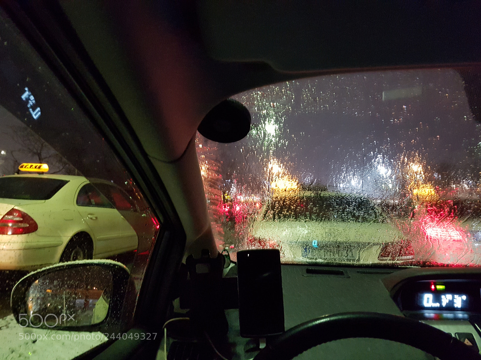 Samsung Galaxy S7 sample photo. Taxi photography