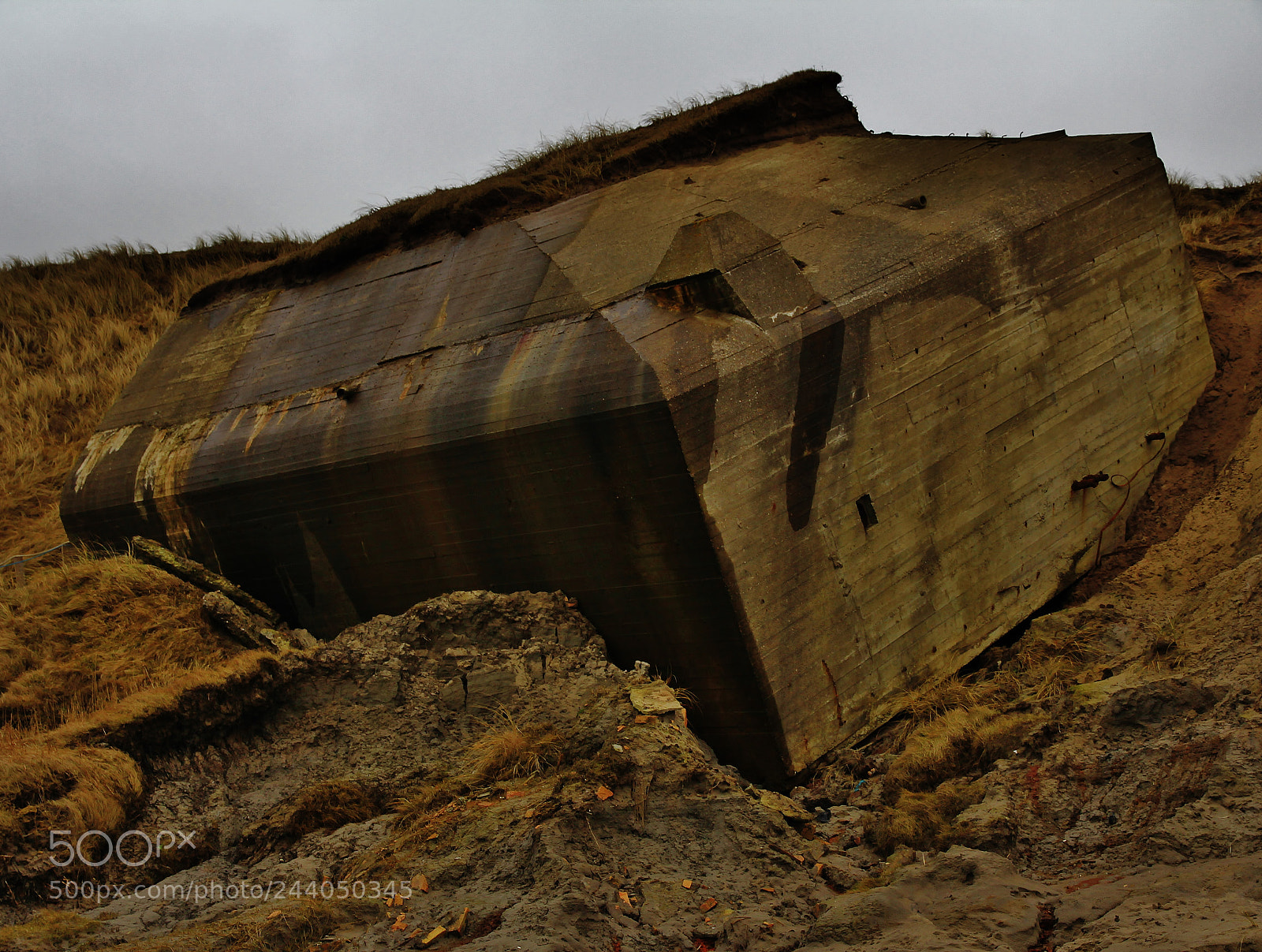 Canon EOS 60D sample photo. Sliding bunker. photography