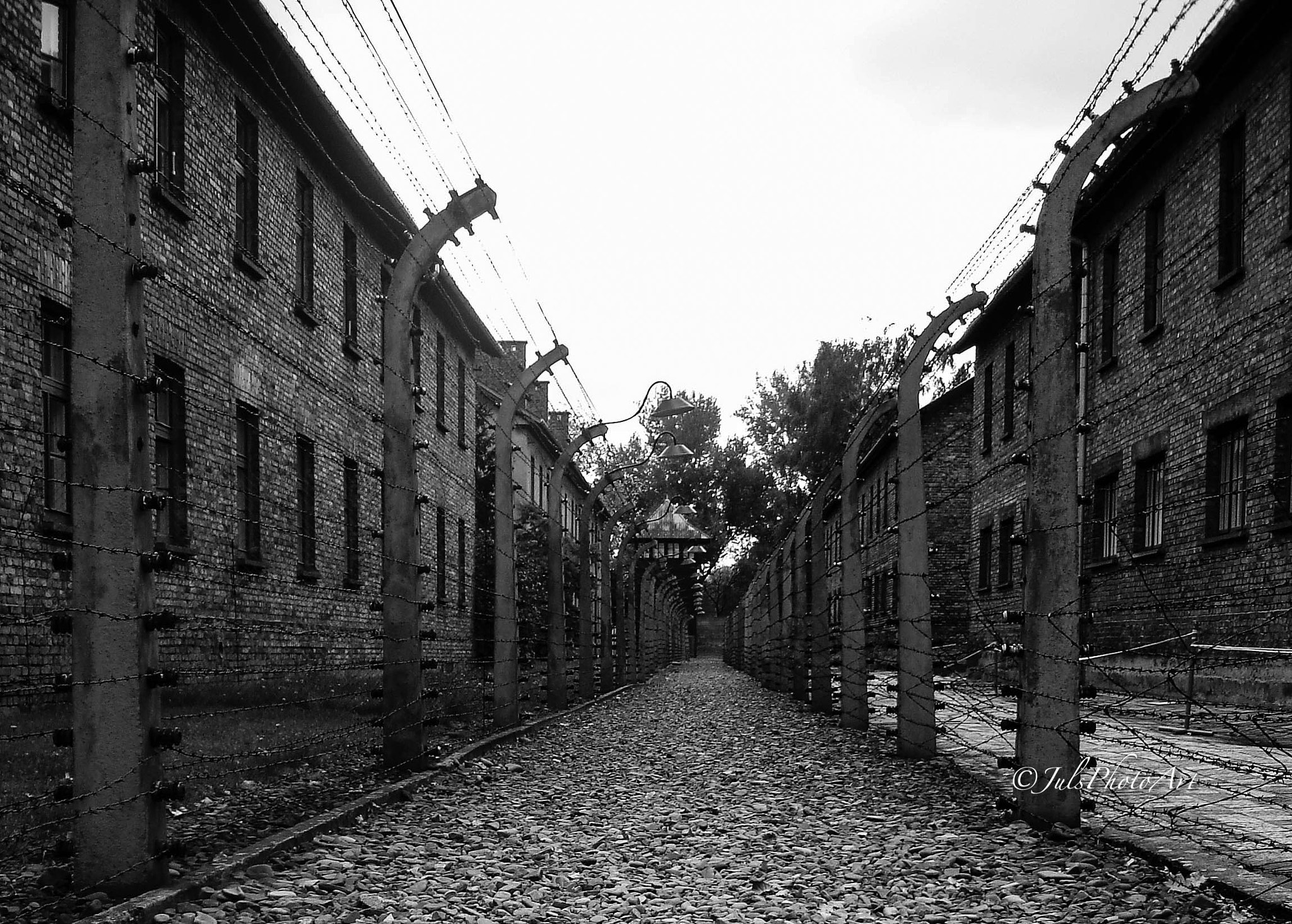 Sony DSC-W7 sample photo. Auschwitz, 27 gennaio 1945 photography