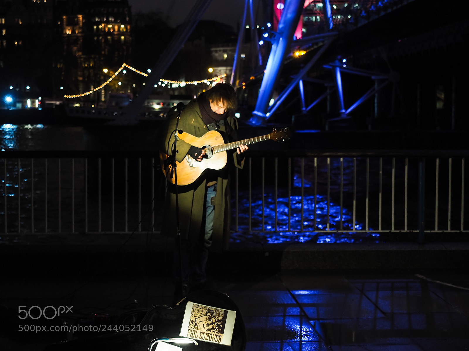 Olympus OM-D E-M5 II sample photo. Musician photography