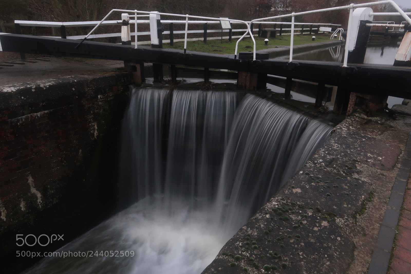 Canon PowerShot G7 X Mark II sample photo. Whilton locks. absolutely incredible photography