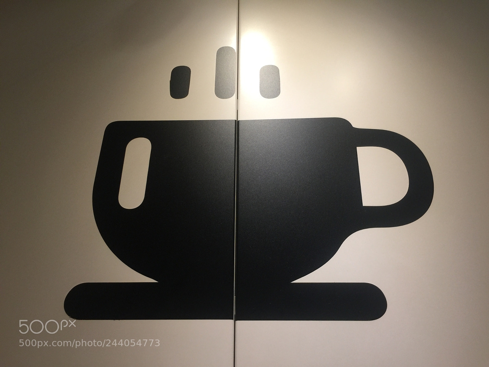 Apple iPhone 6 Plus sample photo. But first, coffee cups photography