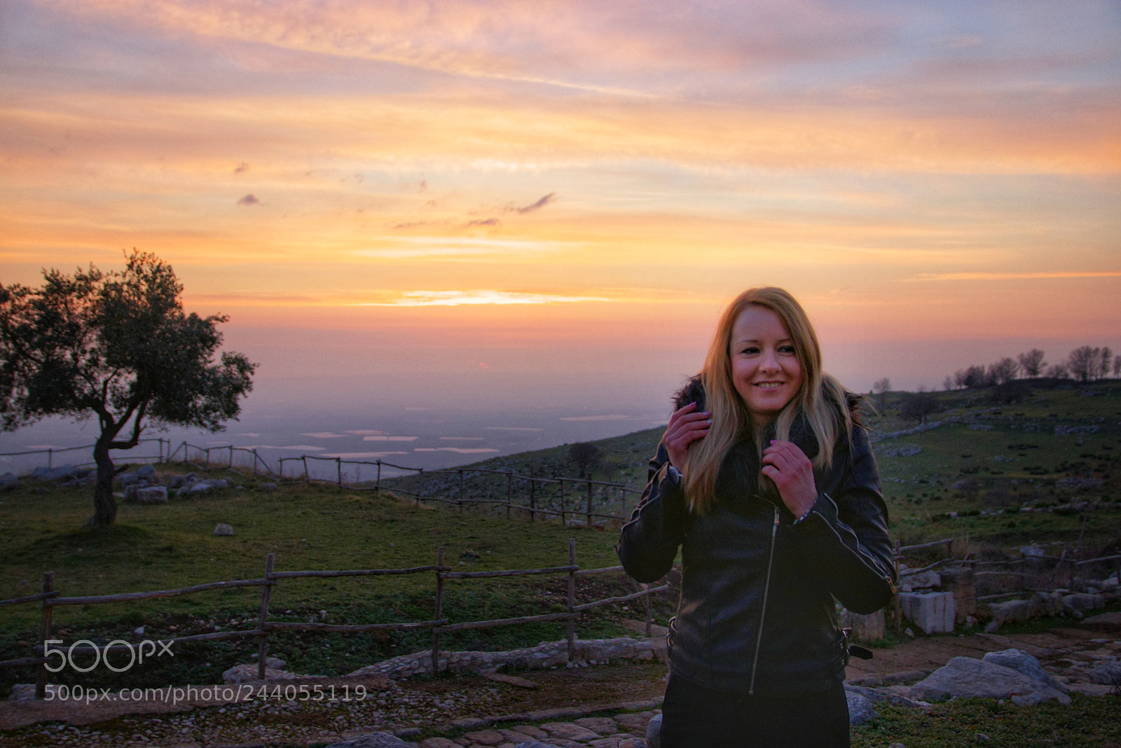Canon EOS 77D (EOS 9000D / EOS 770D) sample photo. Elena photography
