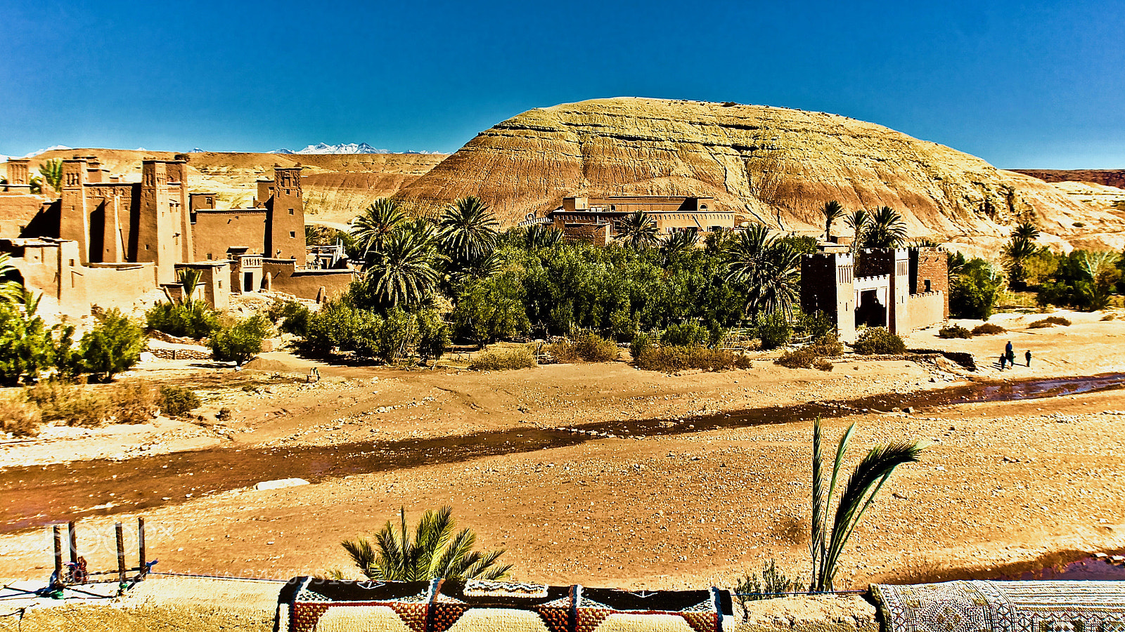 Olympus PEN E-PL7 sample photo. Ouarzazate excursion porte du photography