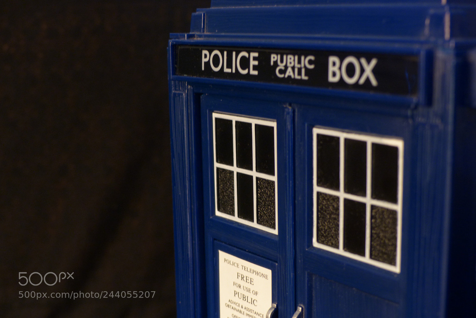 Panasonic Lumix DMC-FZ200 sample photo. The tardis, time and photography