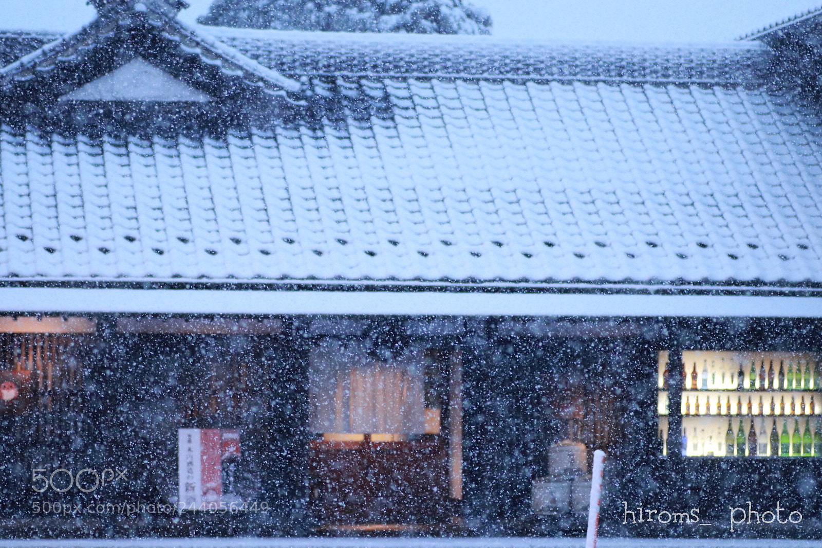 Canon EOS M5 sample photo. Snow and sake brewer photography
