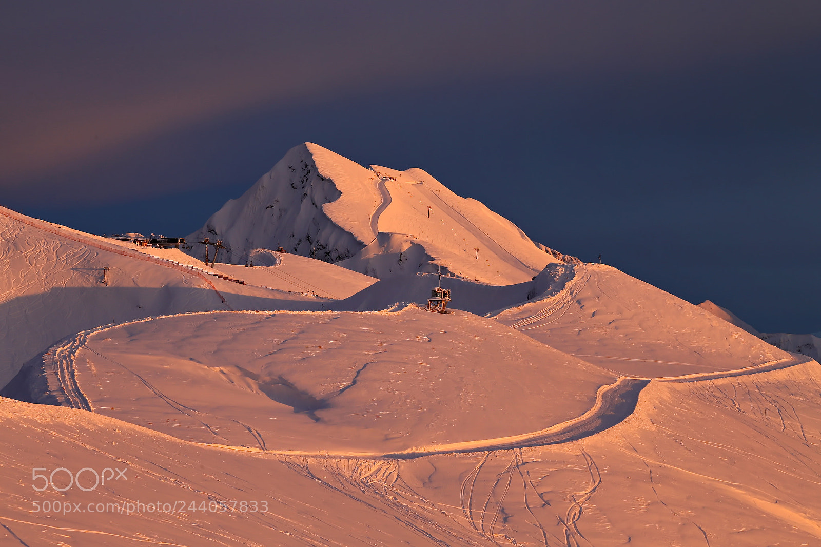 Canon EOS 6D + Canon EF 24-105mm F4L IS USM sample photo. Вершина. photography