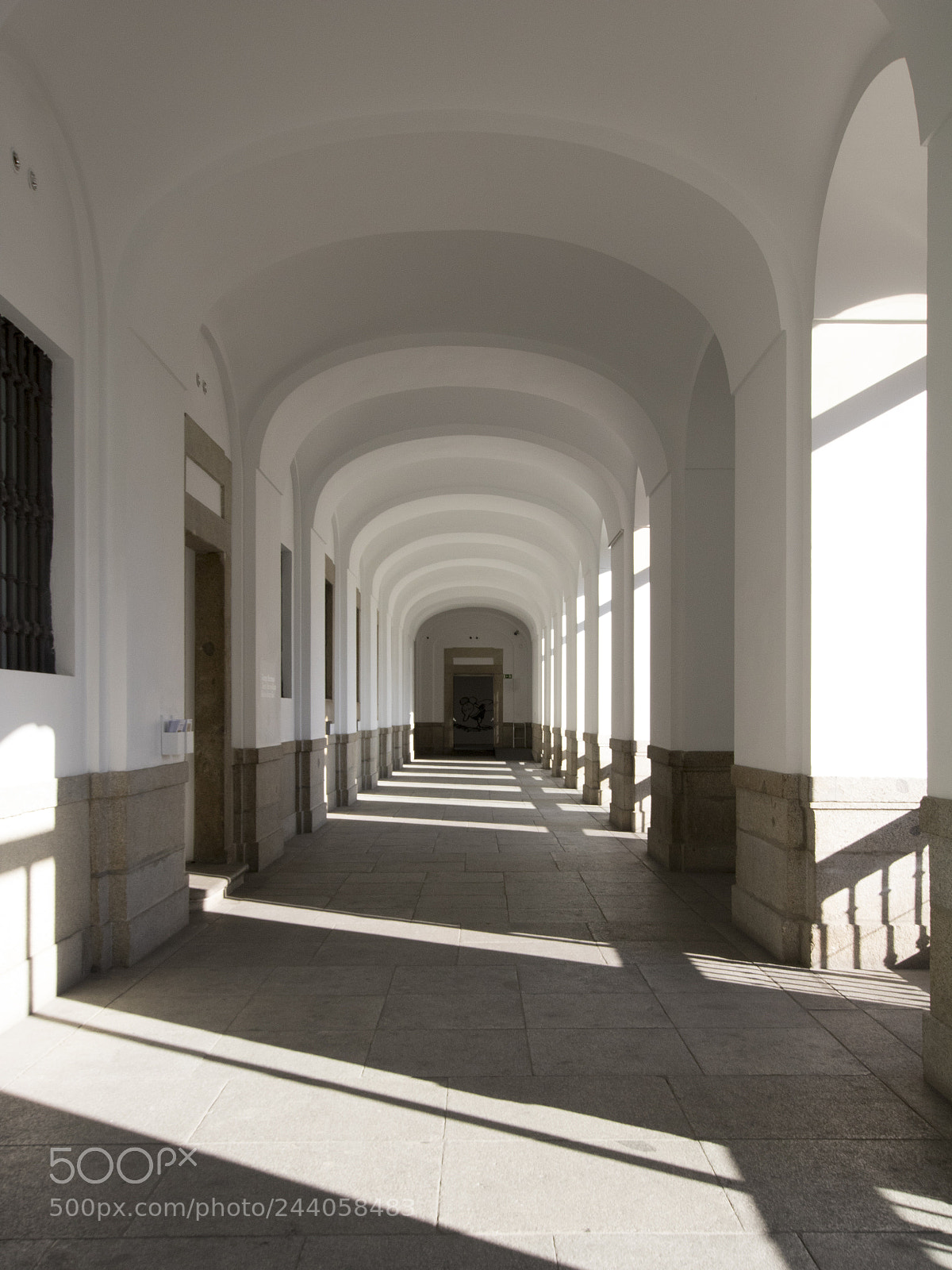 Canon EOS 750D (EOS Rebel T6i / EOS Kiss X8i) sample photo. Madrid photography