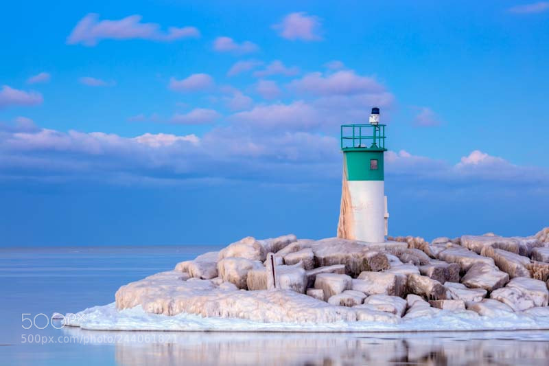 Canon EOS 5DS sample photo. Light house photography