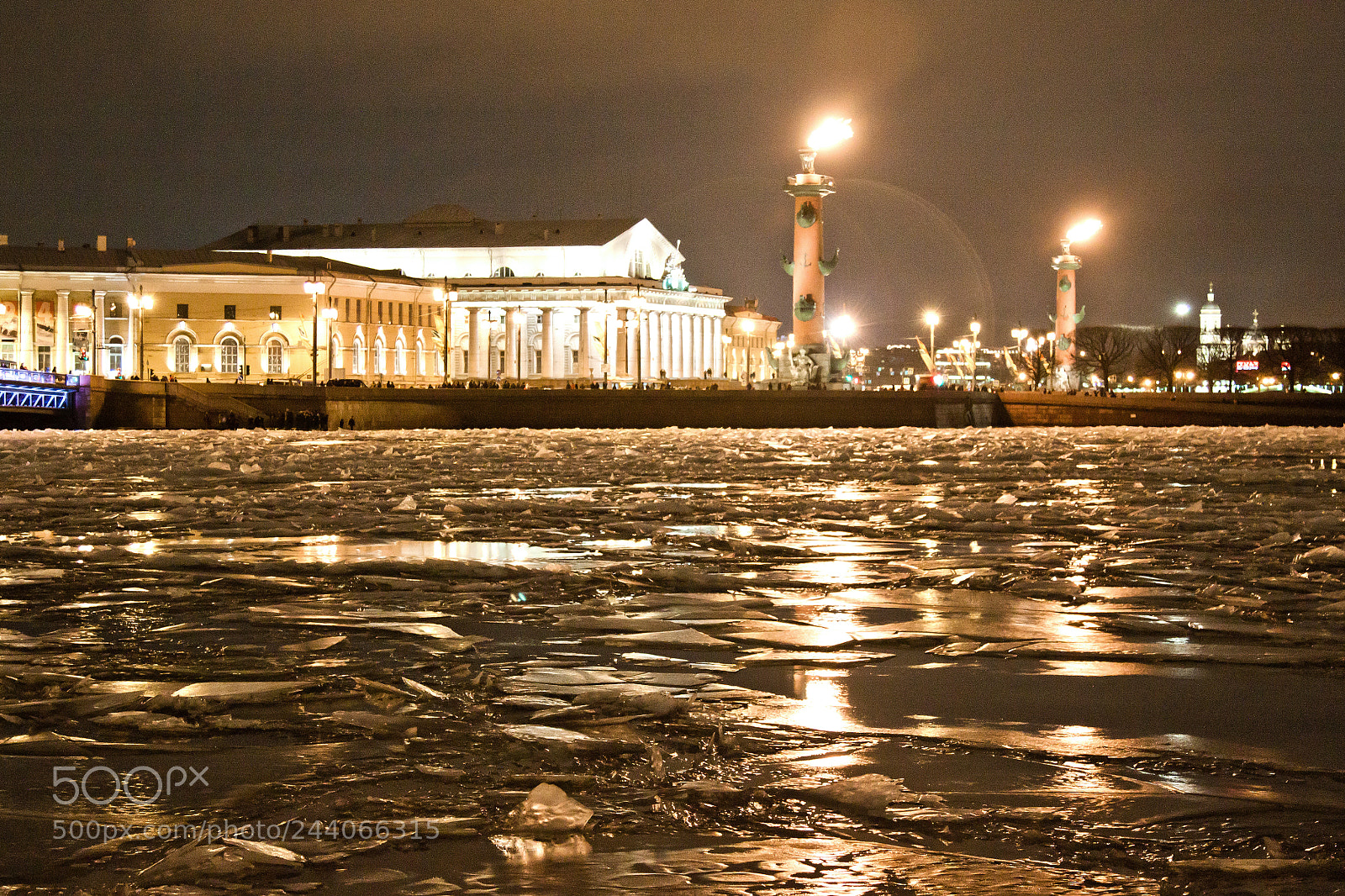 Canon EOS 500D (EOS Rebel T1i / EOS Kiss X3) sample photo. Leningrad siege lifting day photography