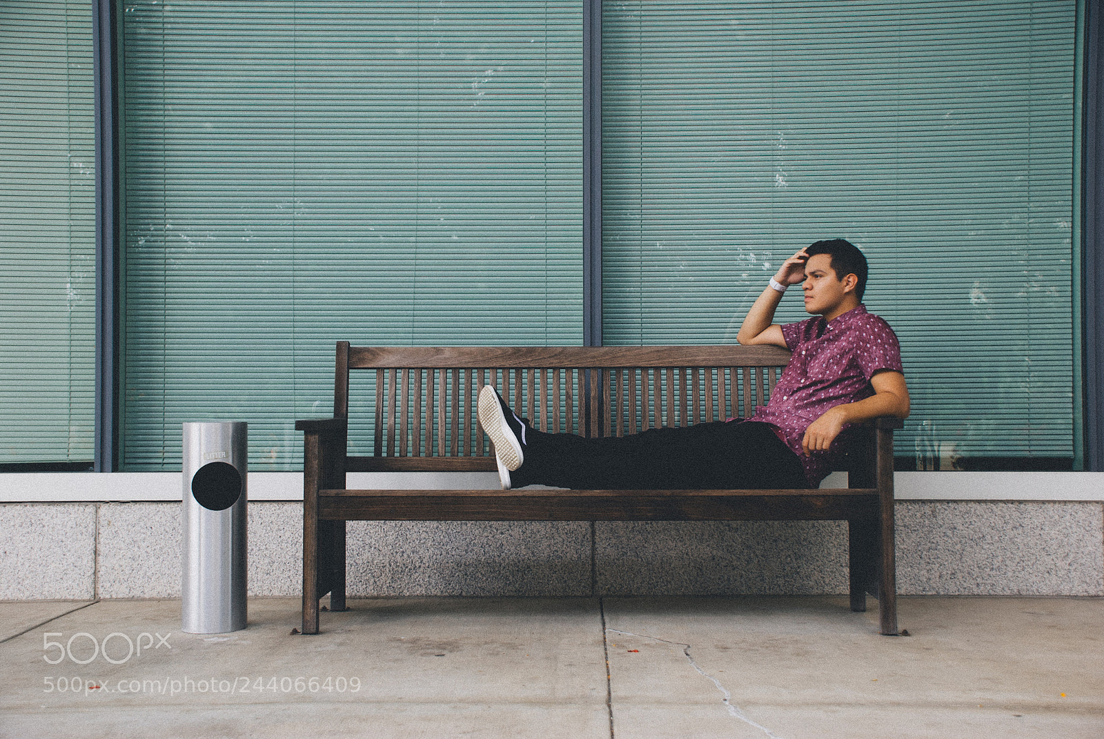 Nikon D80 sample photo. Bench photography