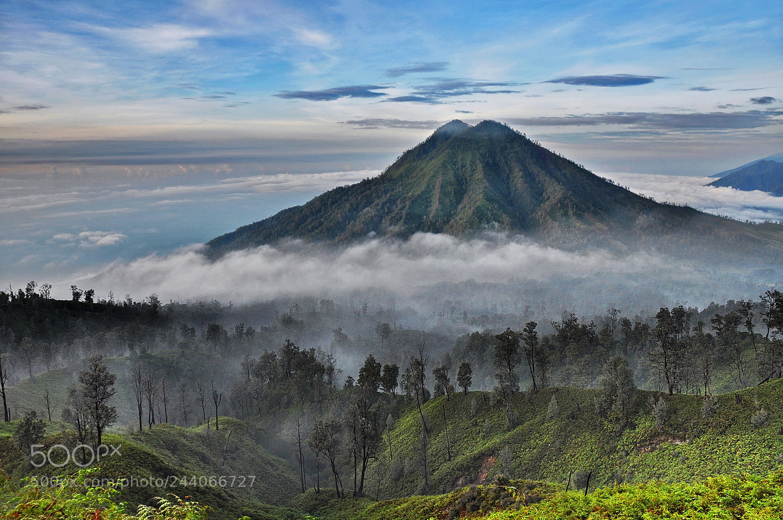 Nikon D5000 sample photo. Mountain raung 3332m photography