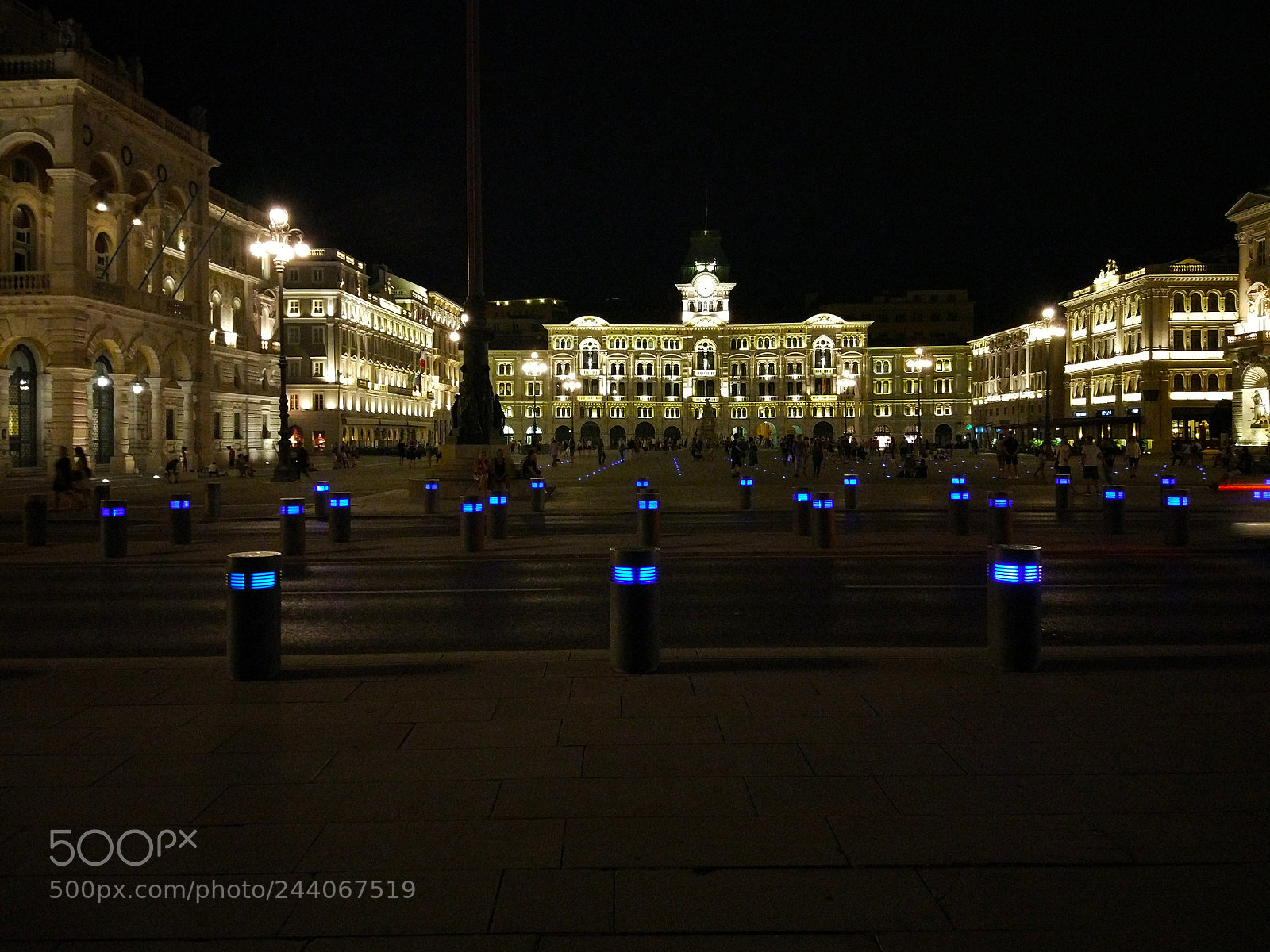 Xiaomi MI 5 sample photo. Place unit d'italia trieste photography