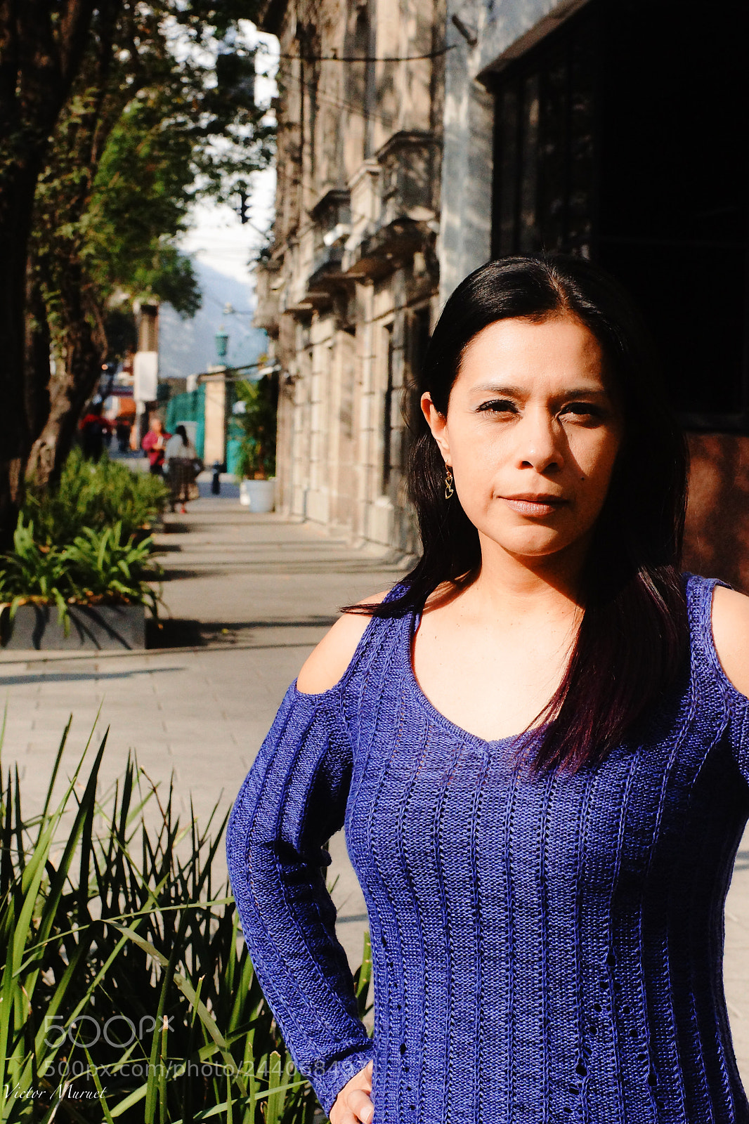 Sony SLT-A77 sample photo. Ericka en la banca photography