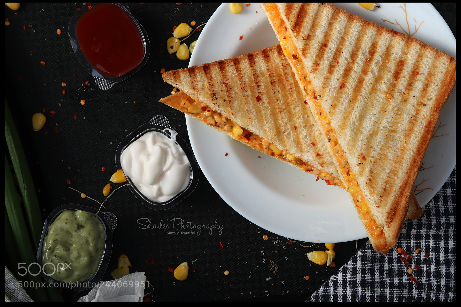 Canon EOS 800D (EOS Rebel T7i / EOS Kiss X9i) sample photo. Sandwich photography