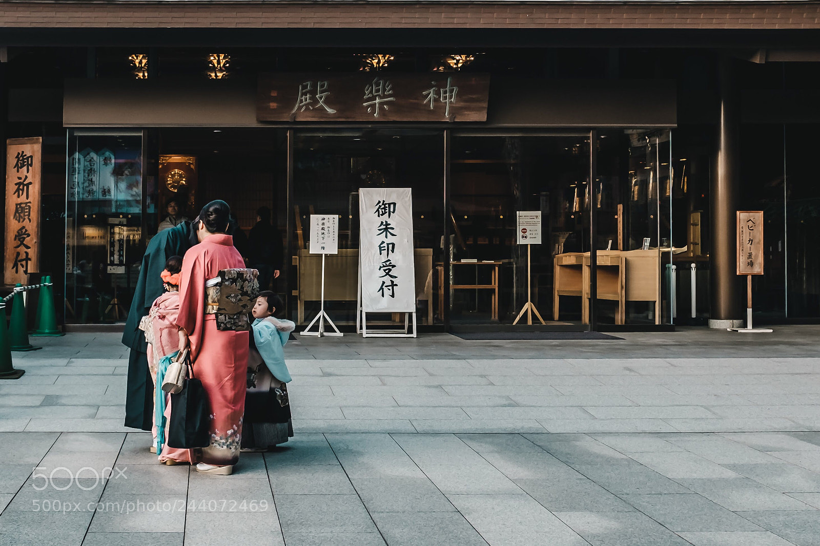 Fujifilm X100T sample photo. Prayers photography