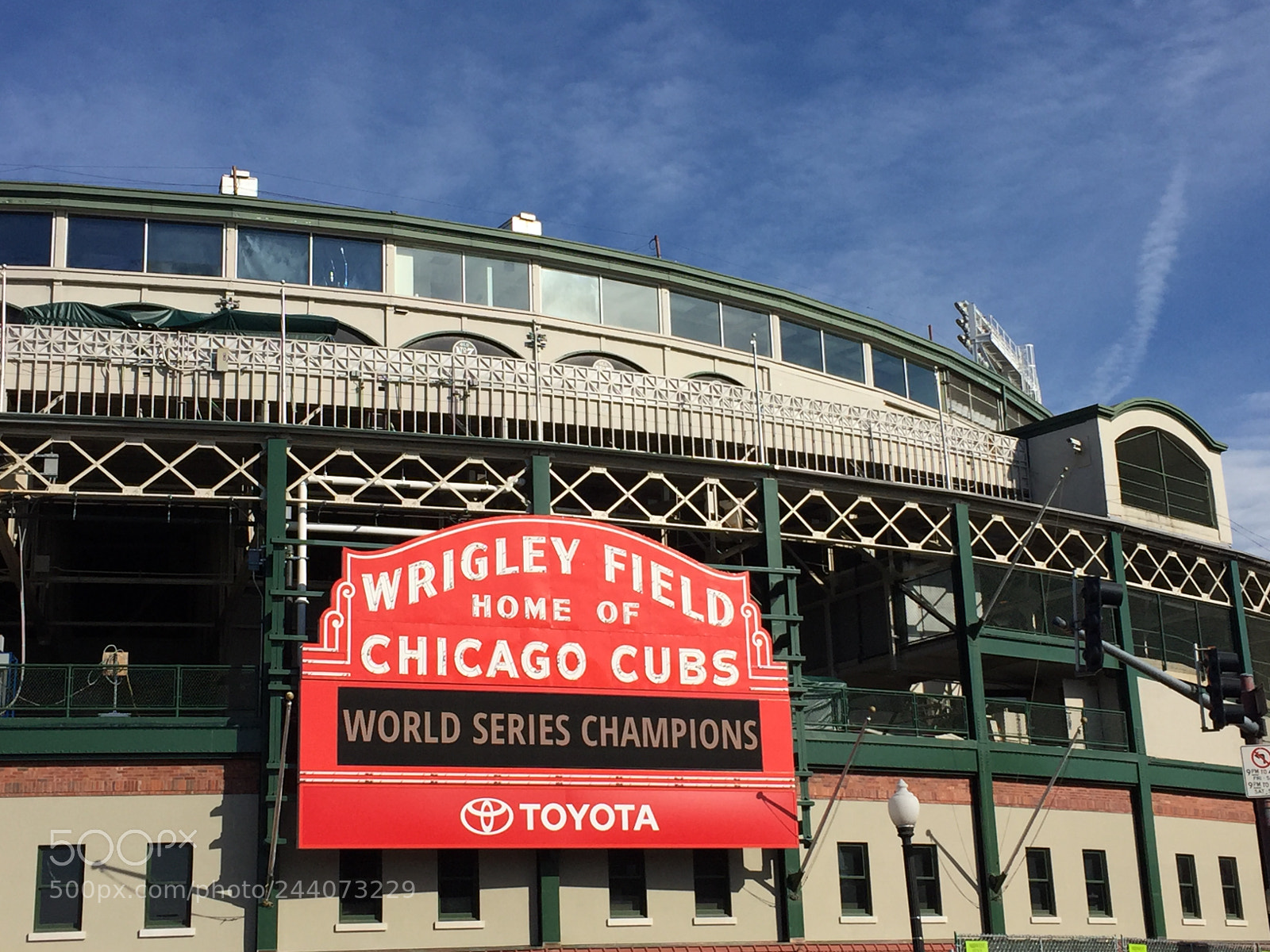 Apple iPhone 6 sample photo. Chicago cubs world series photography