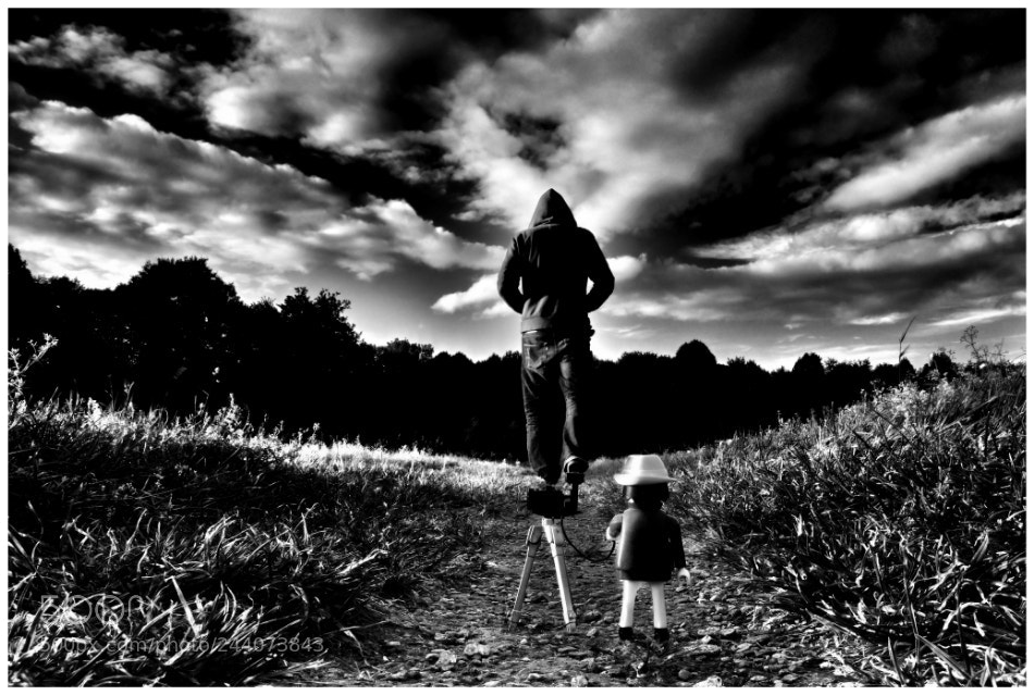 Fujifilm X-T20 sample photo. ...on his way... photography