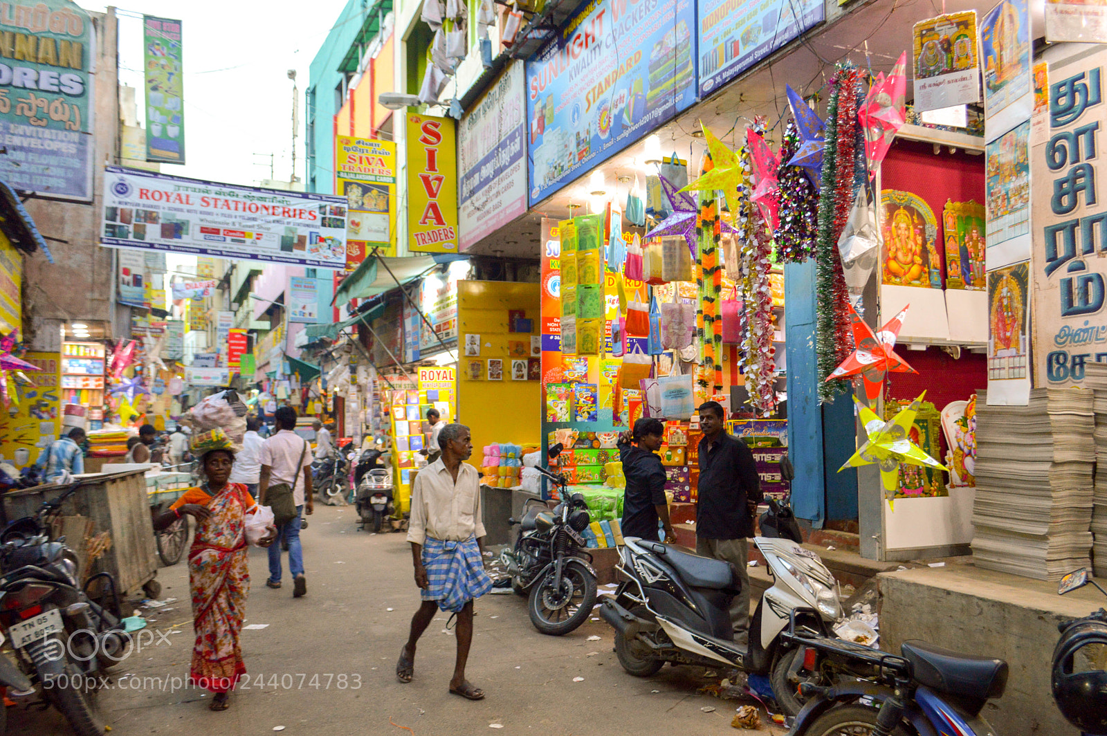 Nikon D3200 sample photo. Stationery market photography