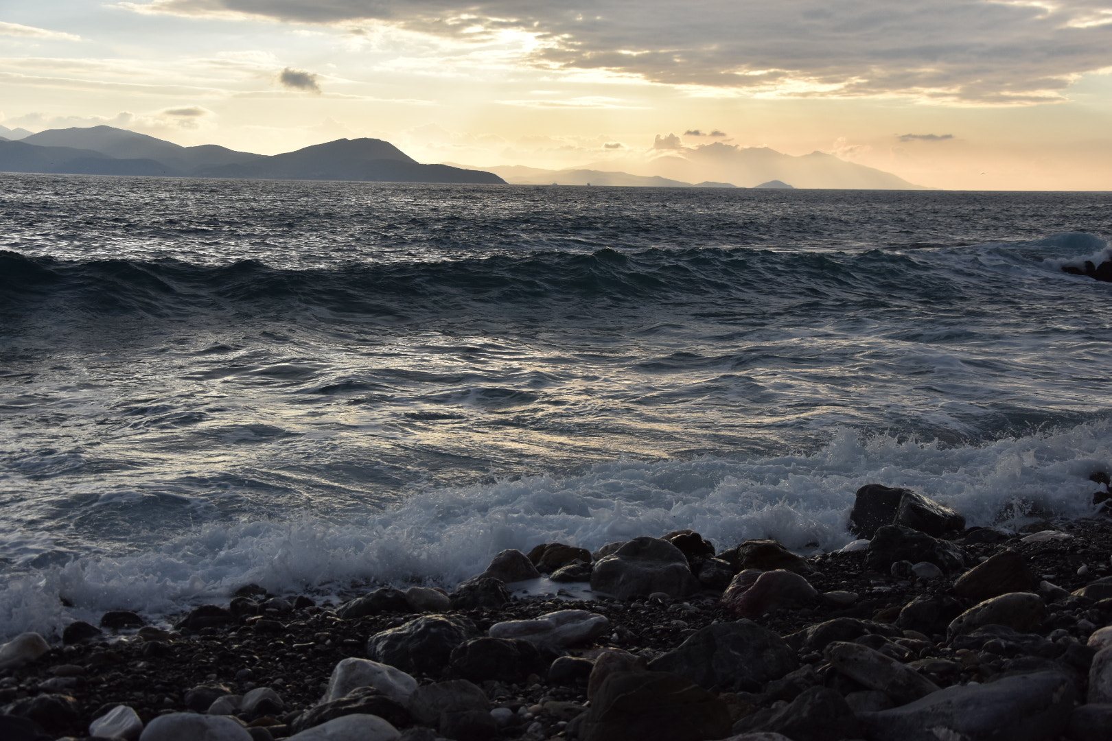 Nikon D3400 sample photo. Pietre e salsedine photography