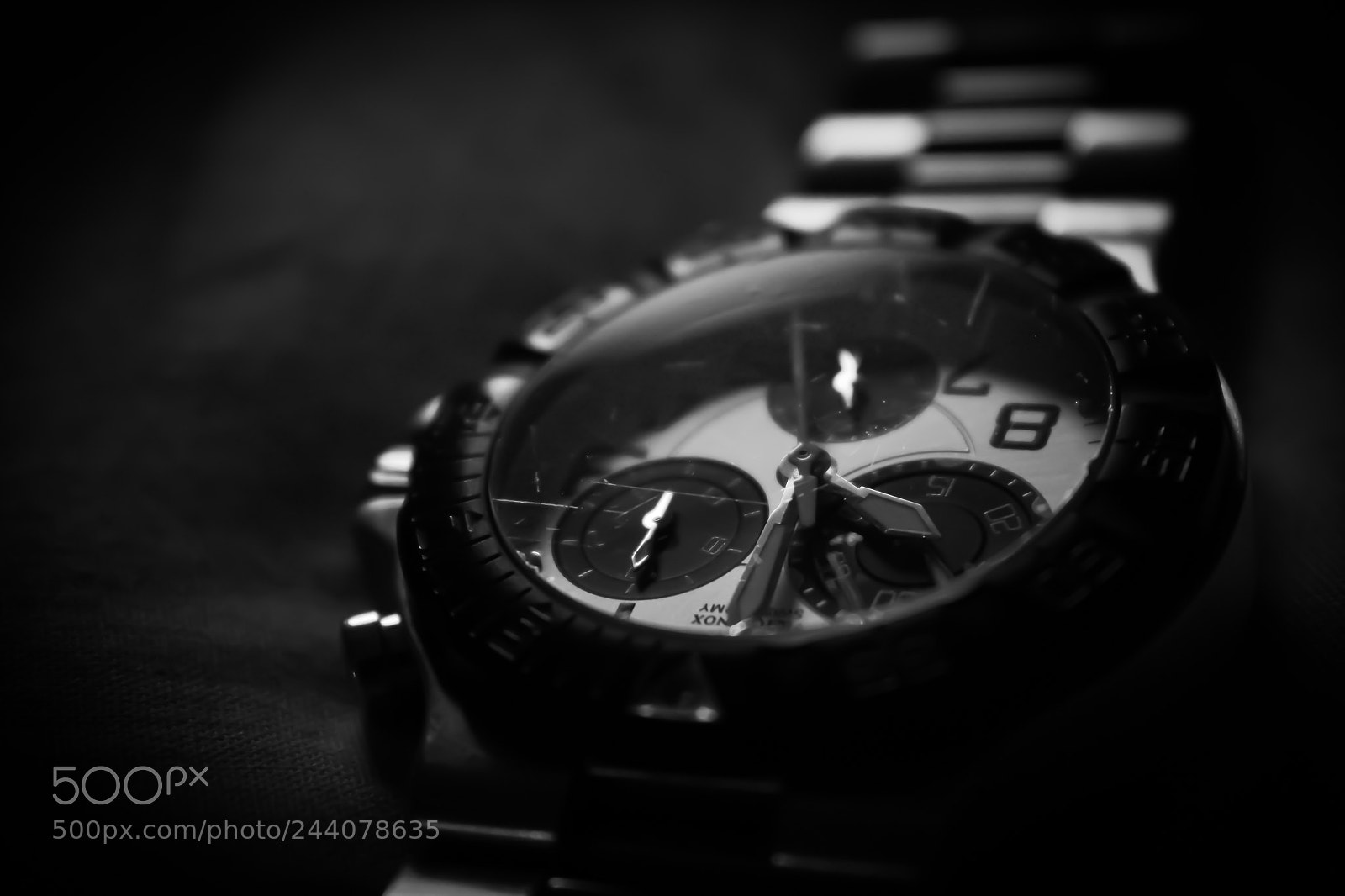 Canon EOS 550D (EOS Rebel T2i / EOS Kiss X4) sample photo. | time changes | photography