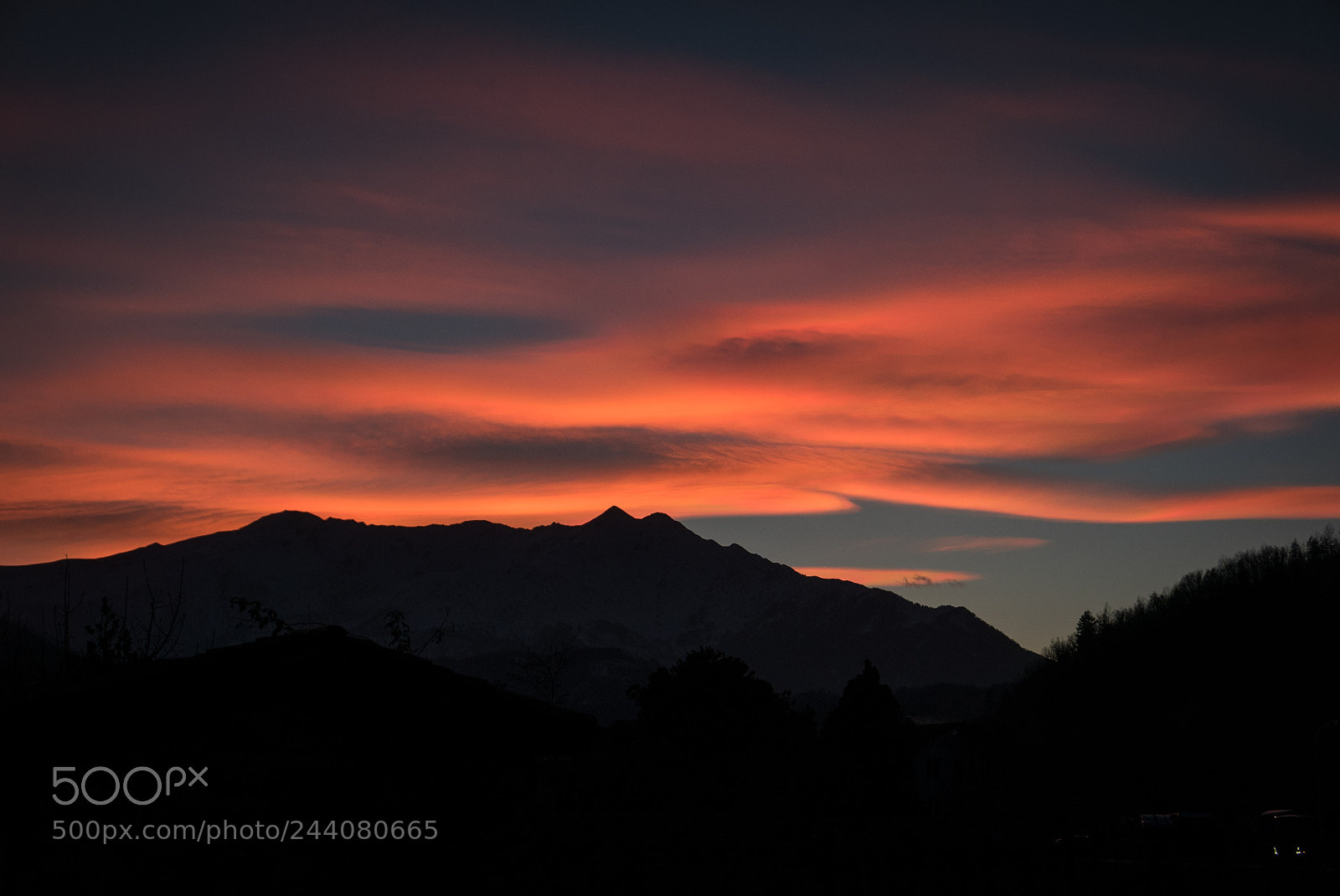 Panasonic Lumix DMC-LX100 sample photo. Red sunset photography