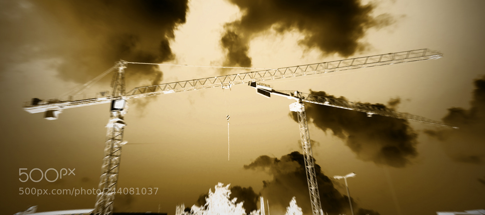 Canon EOS 1300D (EOS Rebel T6 / EOS Kiss X80) sample photo. 2 building cranes a photography