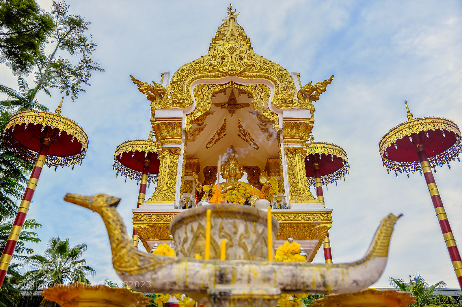 Fujifilm X70 sample photo. The four faced buddha photography