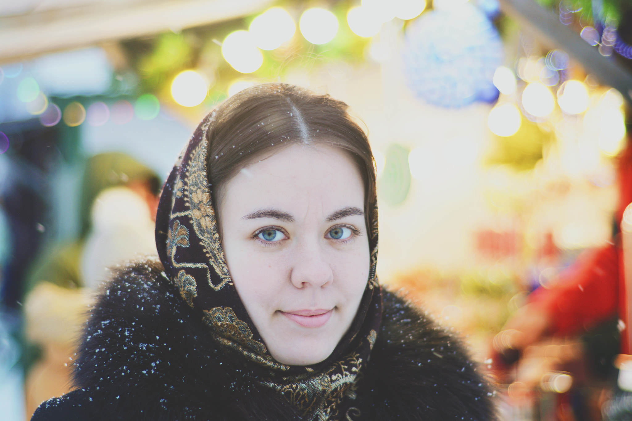 Nikon D7100 + Nikon AF Nikkor 50mm F1.8D sample photo. Девушка на ярмарке photography