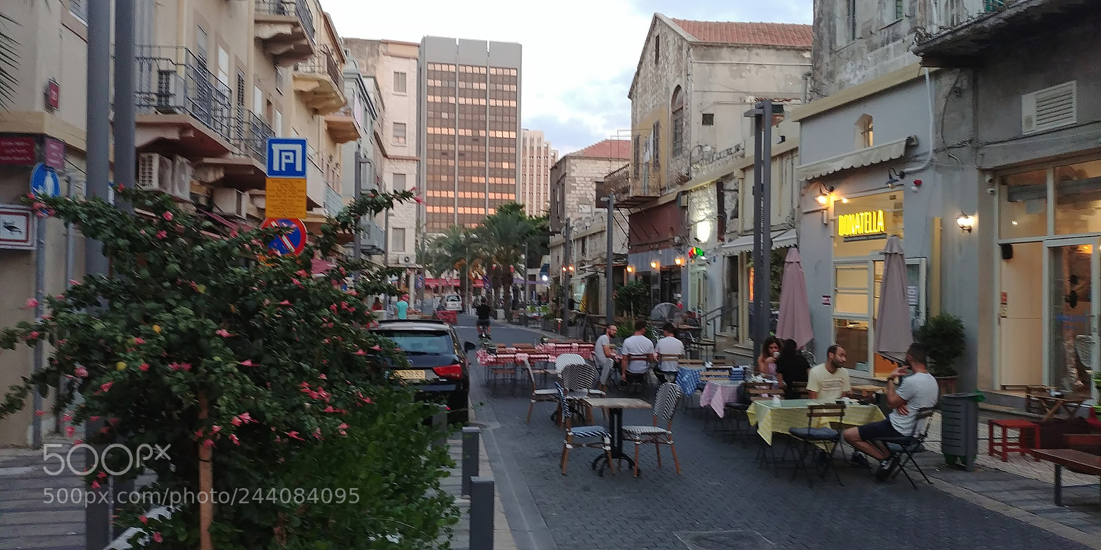LG G6 sample photo. Haifa city photography