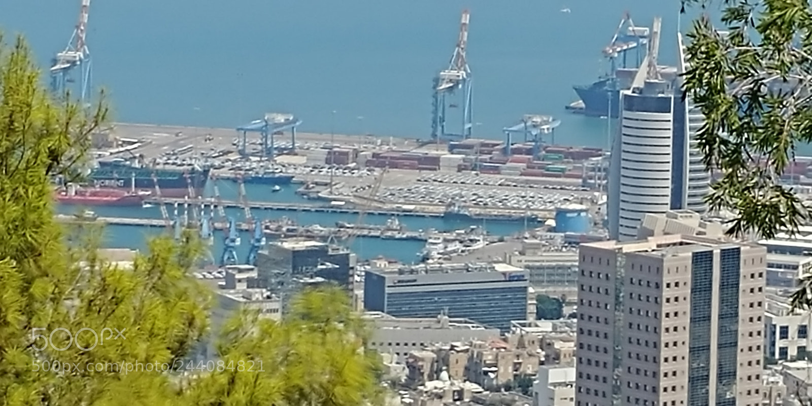 LG G6 sample photo. Haifa city photography